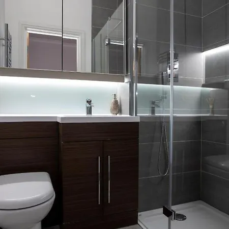 The Vanguard - Private 约克