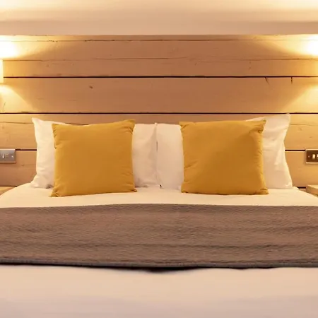 The Vanguard - Private 4* York