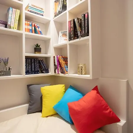 The Vanguard - Private