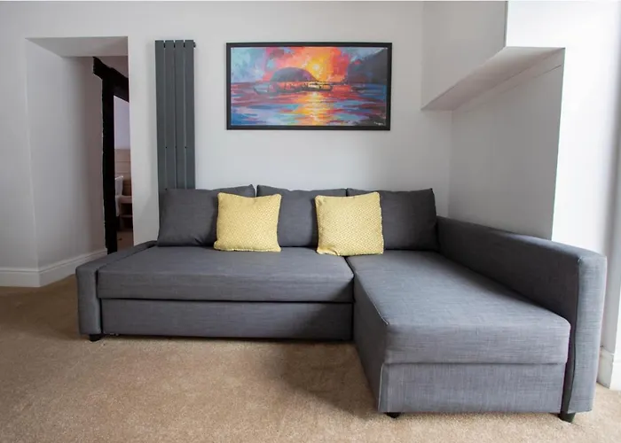 The Vanguard - Private 4*