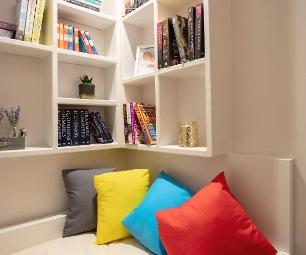 The Vanguard - Private