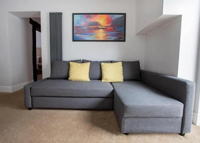 The Vanguard - Private York