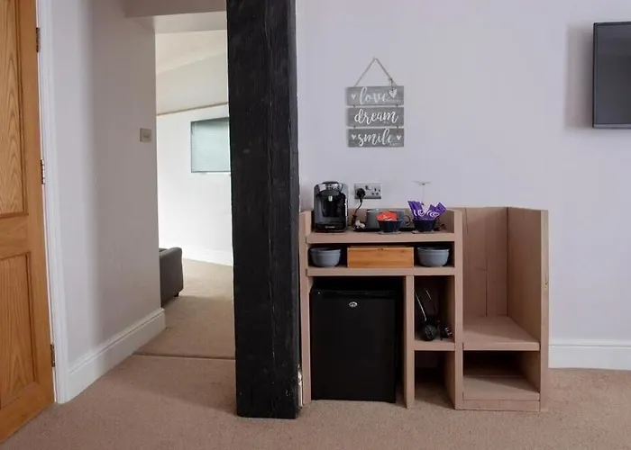 The Vanguard - Private 招待所 4*